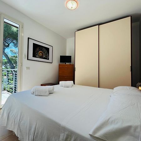 Damiano Chiesa Flexrent - Abissinia Apartment Riccione Bagian luar foto