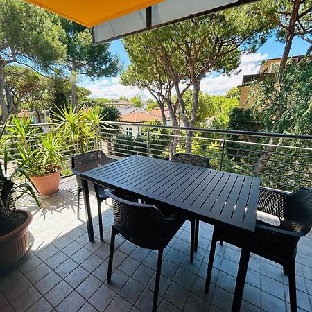 Damiano Chiesa Flexrent - Abissinia Apartment Riccione Bagian luar foto