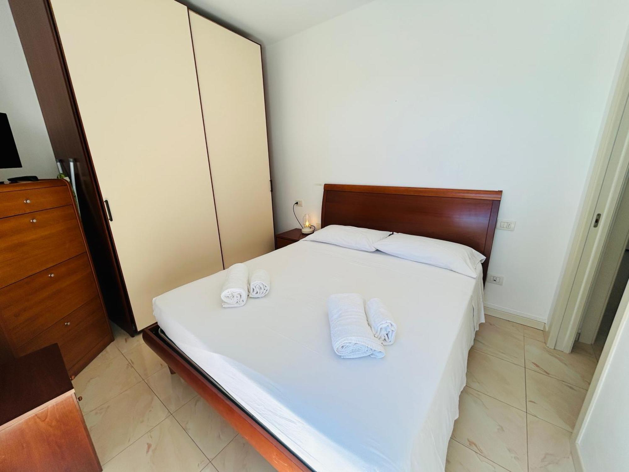 Damiano Chiesa Flexrent - Abissinia Apartment Riccione Bagian luar foto