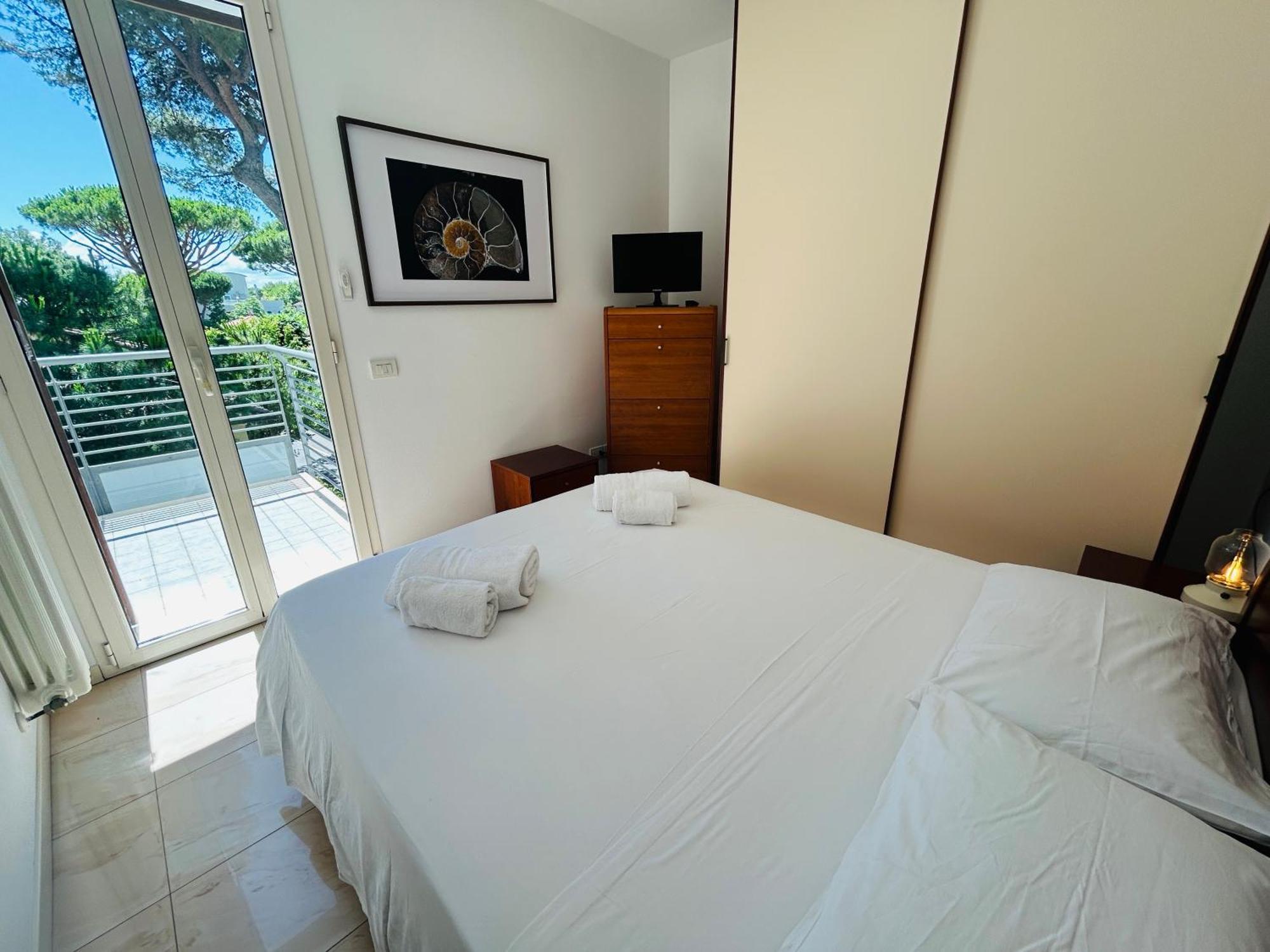 Damiano Chiesa Flexrent - Abissinia Apartment Riccione Bagian luar foto