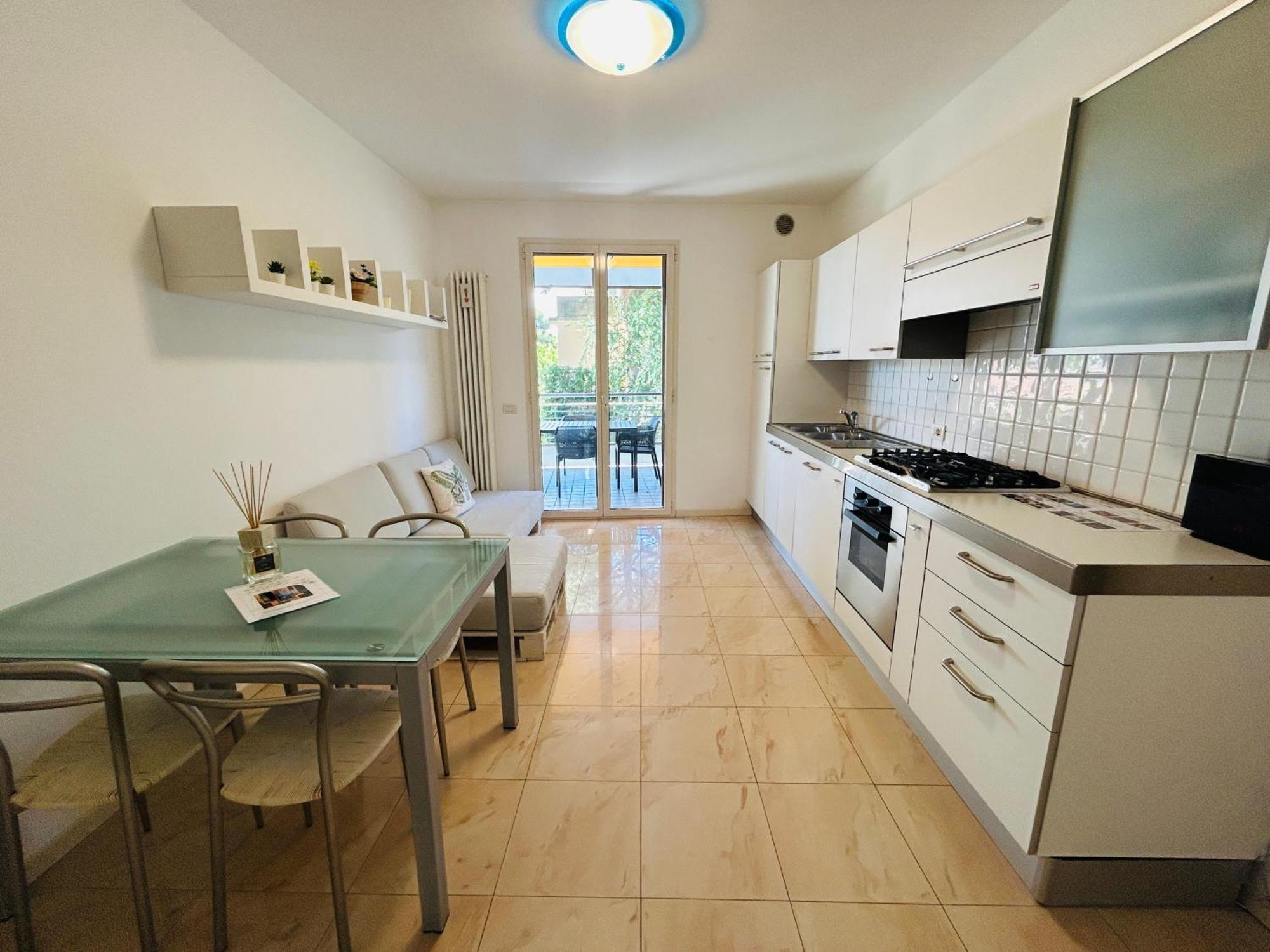 Damiano Chiesa Flexrent - Abissinia Apartment Riccione Bagian luar foto
