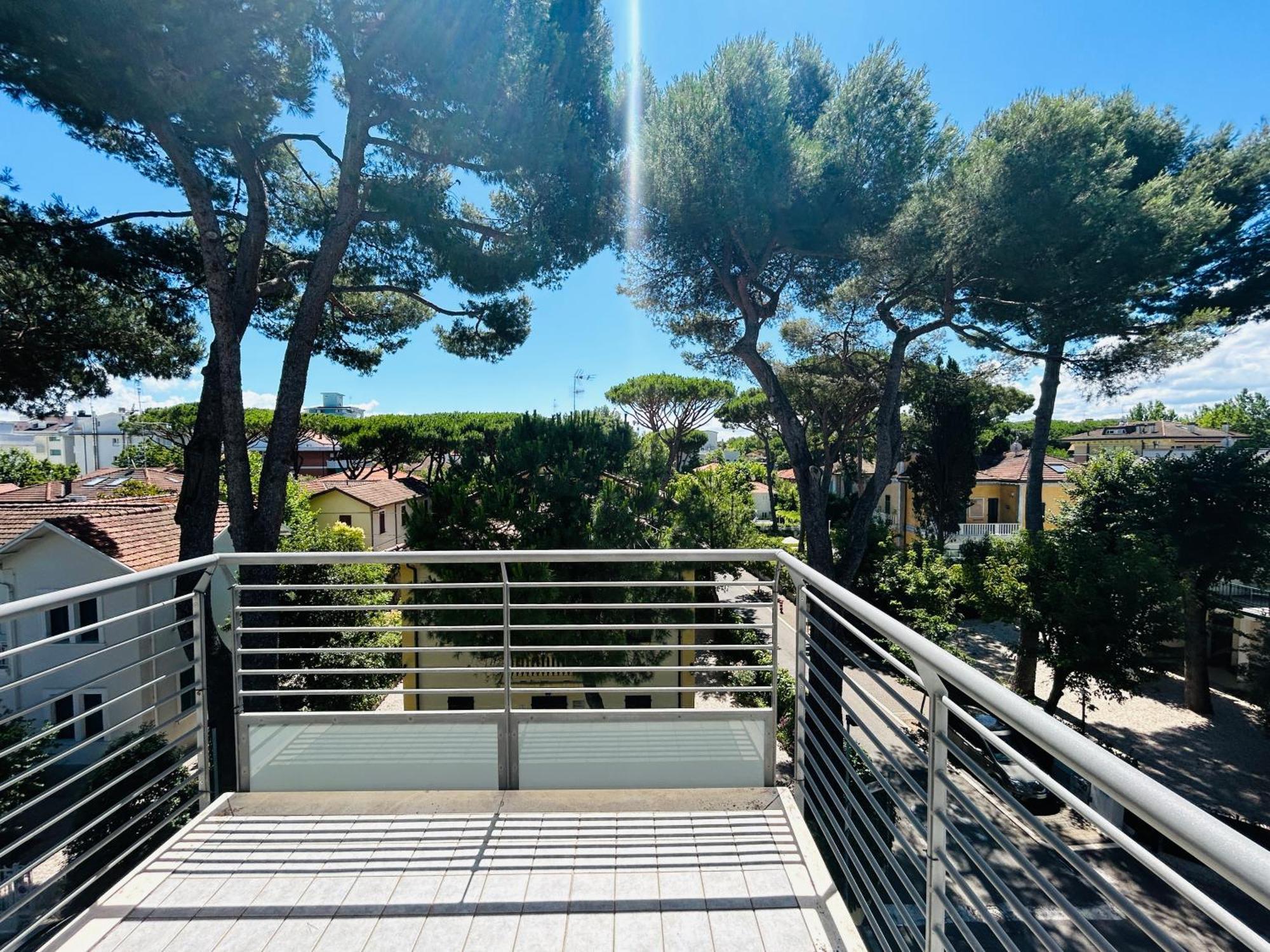Damiano Chiesa Flexrent - Abissinia Apartment Riccione Bagian luar foto