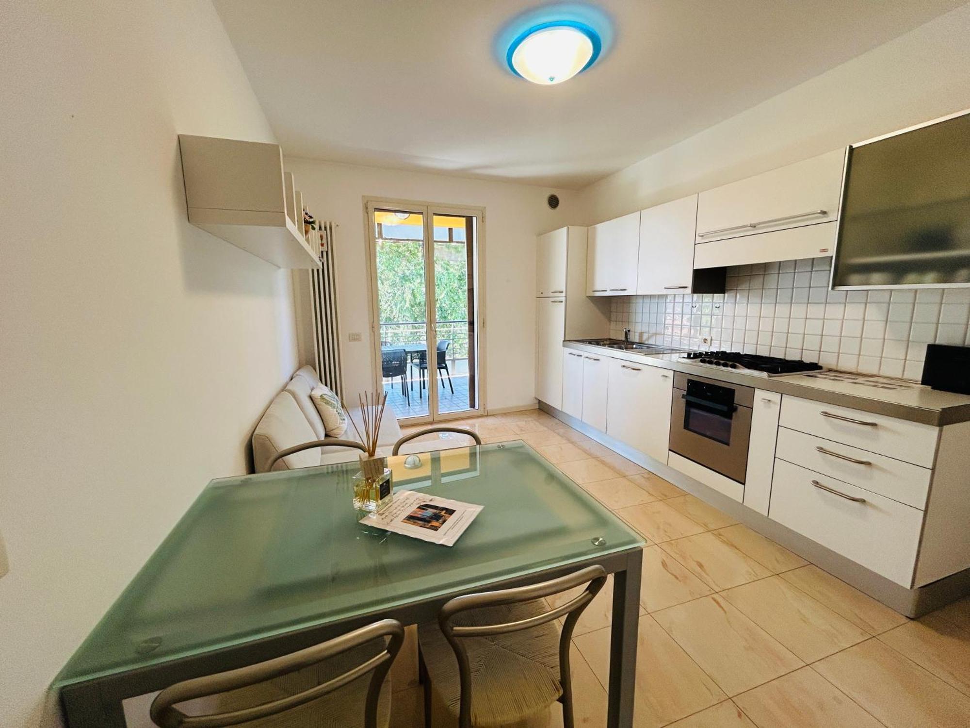 Damiano Chiesa Flexrent - Abissinia Apartment Riccione Bagian luar foto