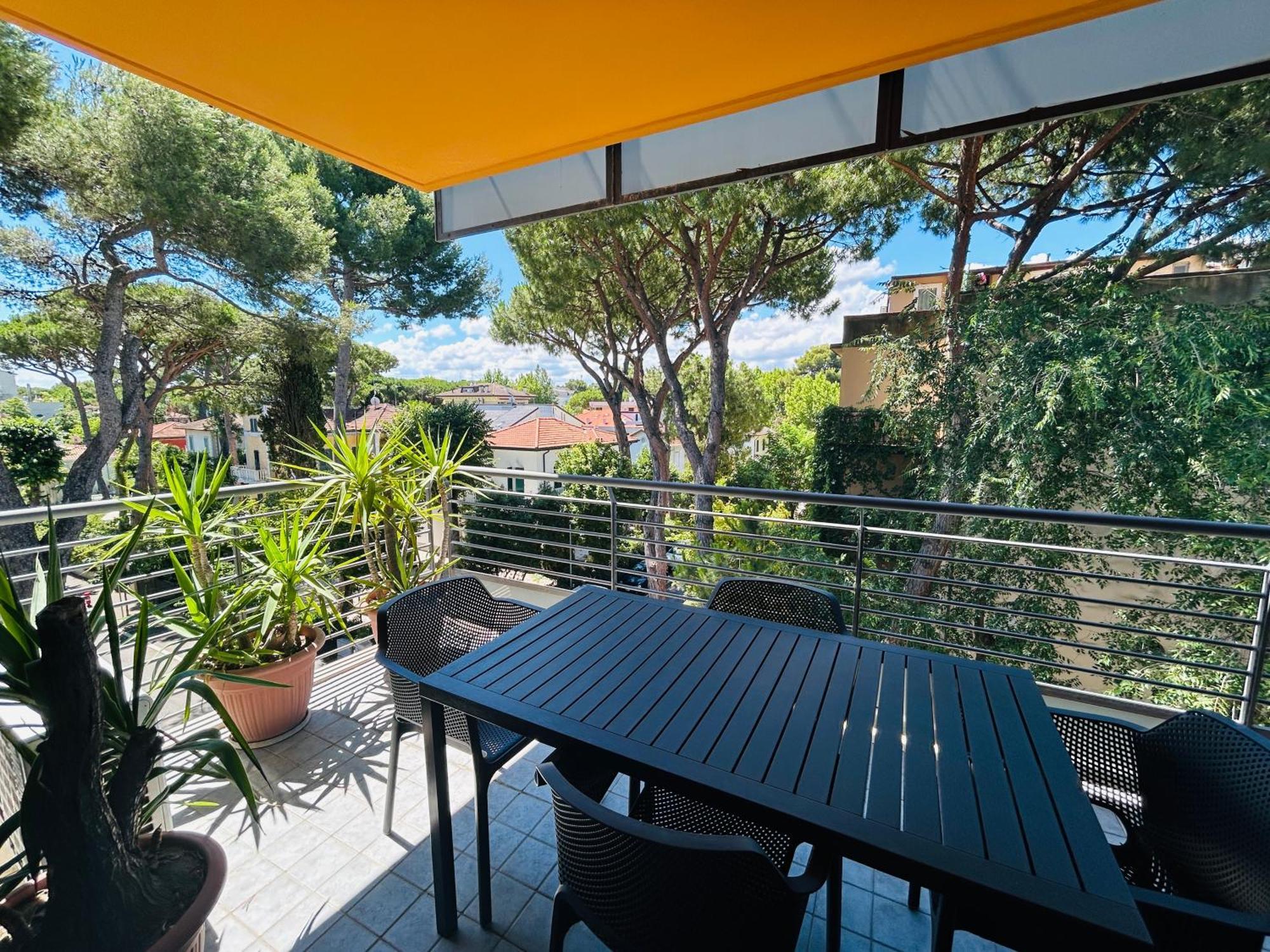 Damiano Chiesa Flexrent - Abissinia Apartment Riccione Bagian luar foto